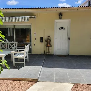 Maison Jardin Et Parking Gratuit - 10 Min De L'aeroport - Metro 14 - Arrivee Autonome Orly
